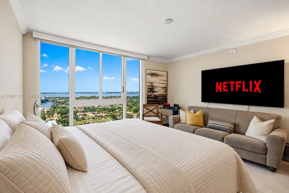 4775 Collins Ave, Miami Beach, FL 33140