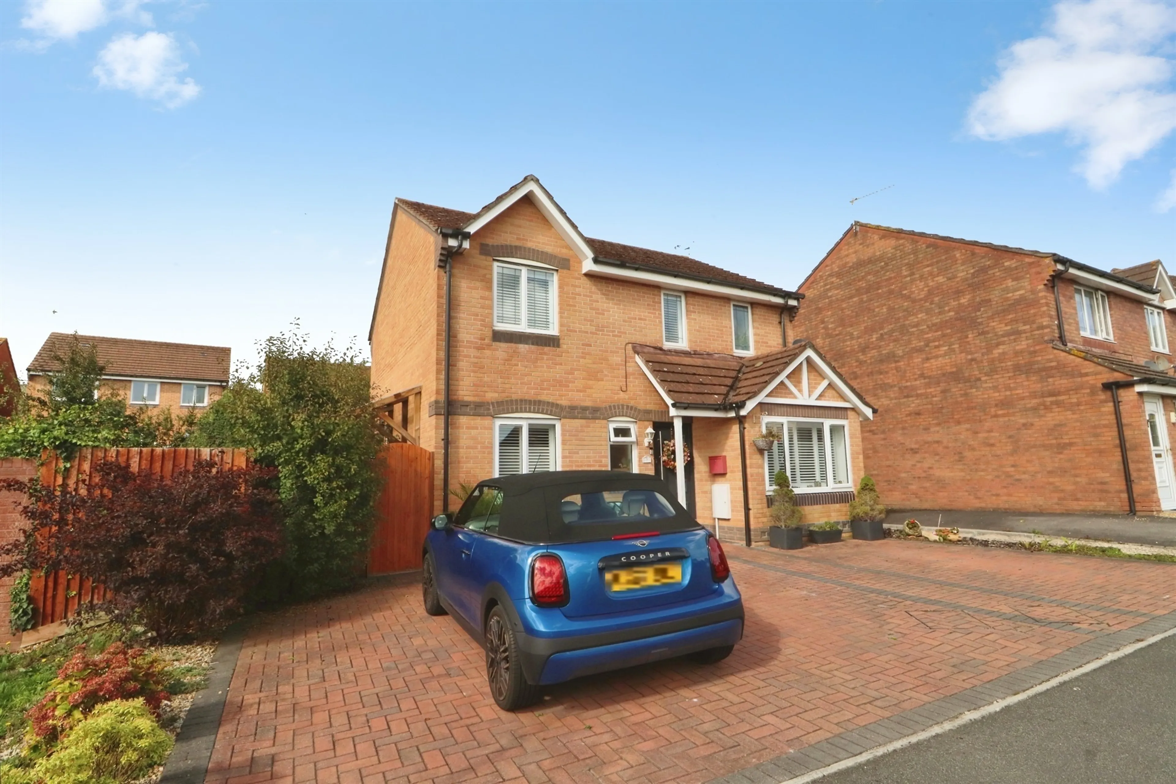 Property at Gelyn-Y-Cler, Barry