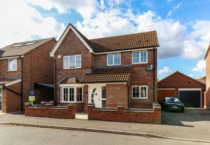 Dowding Way, Leavesden, WD25