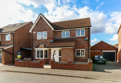 Dowding Way, Leavesden, WD25