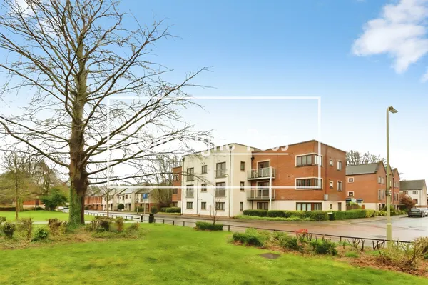 Hines Court, Rooksdown, RG24