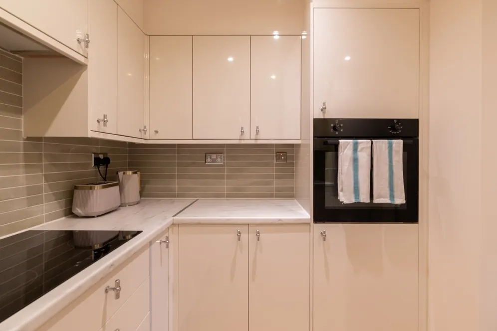 Millharbour, E14 photo 2