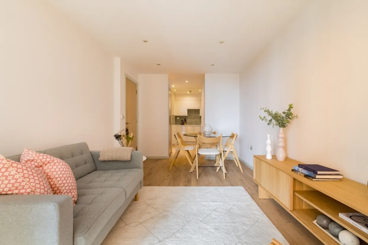 Millharbour, E14 photo 7
