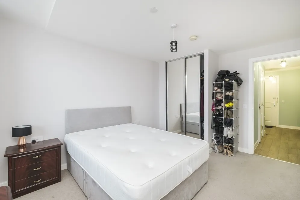 New Festival Avenue, E14 photo 9