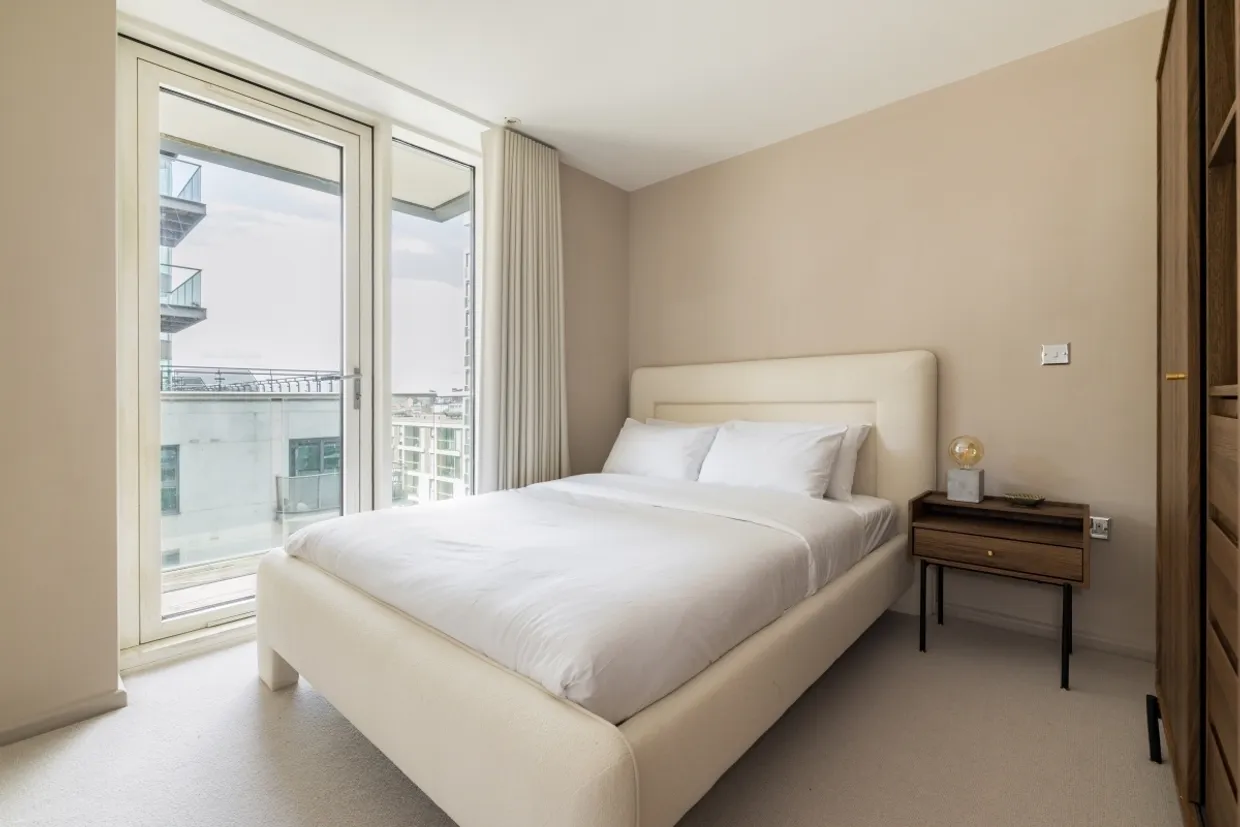 Millharbour, E14 photo 12