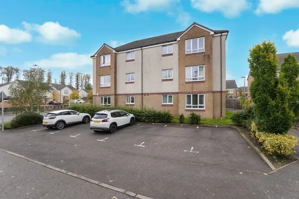 Hallhill Crescent, Johnstone, PA5