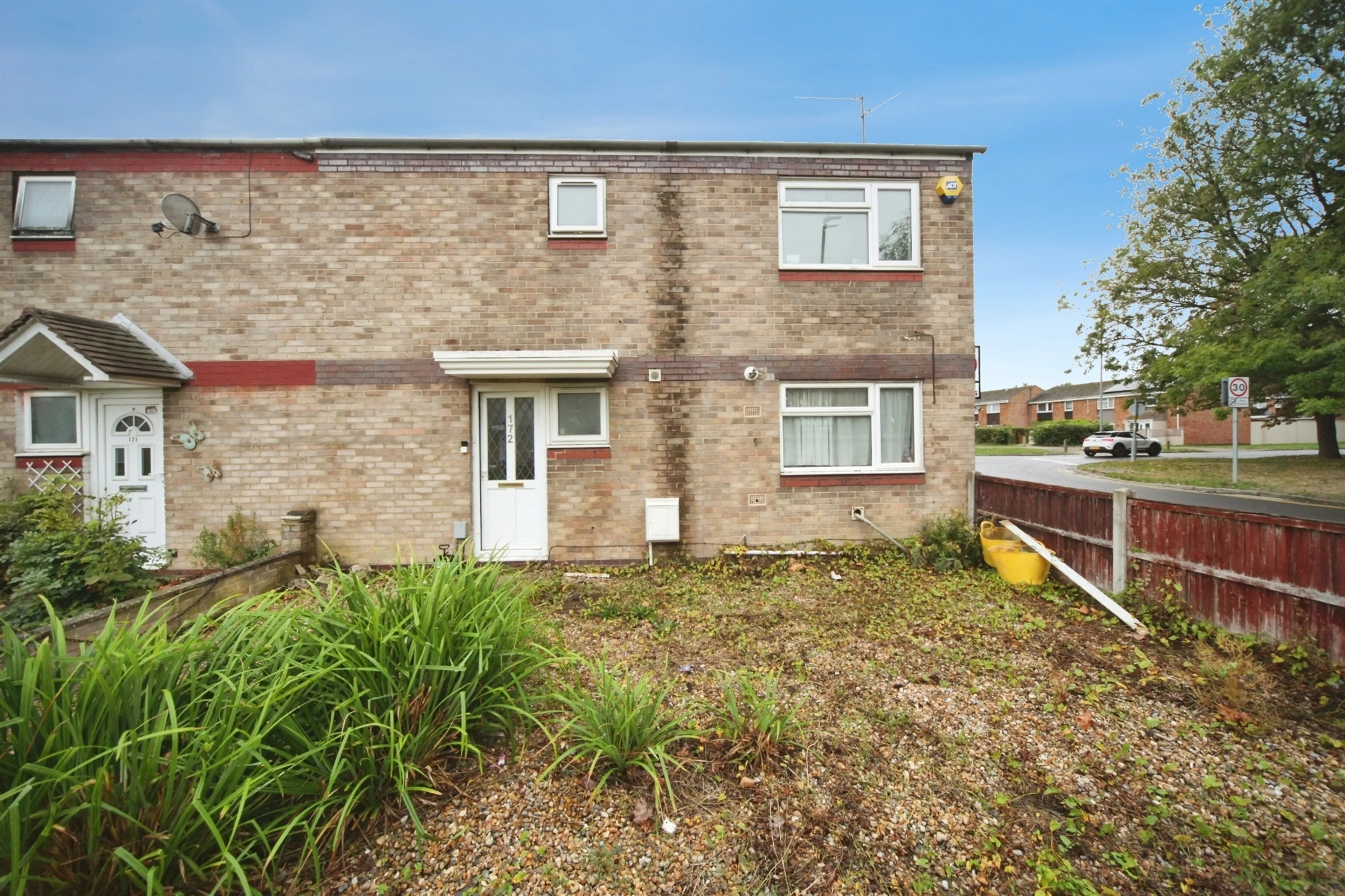 Property photo 0
