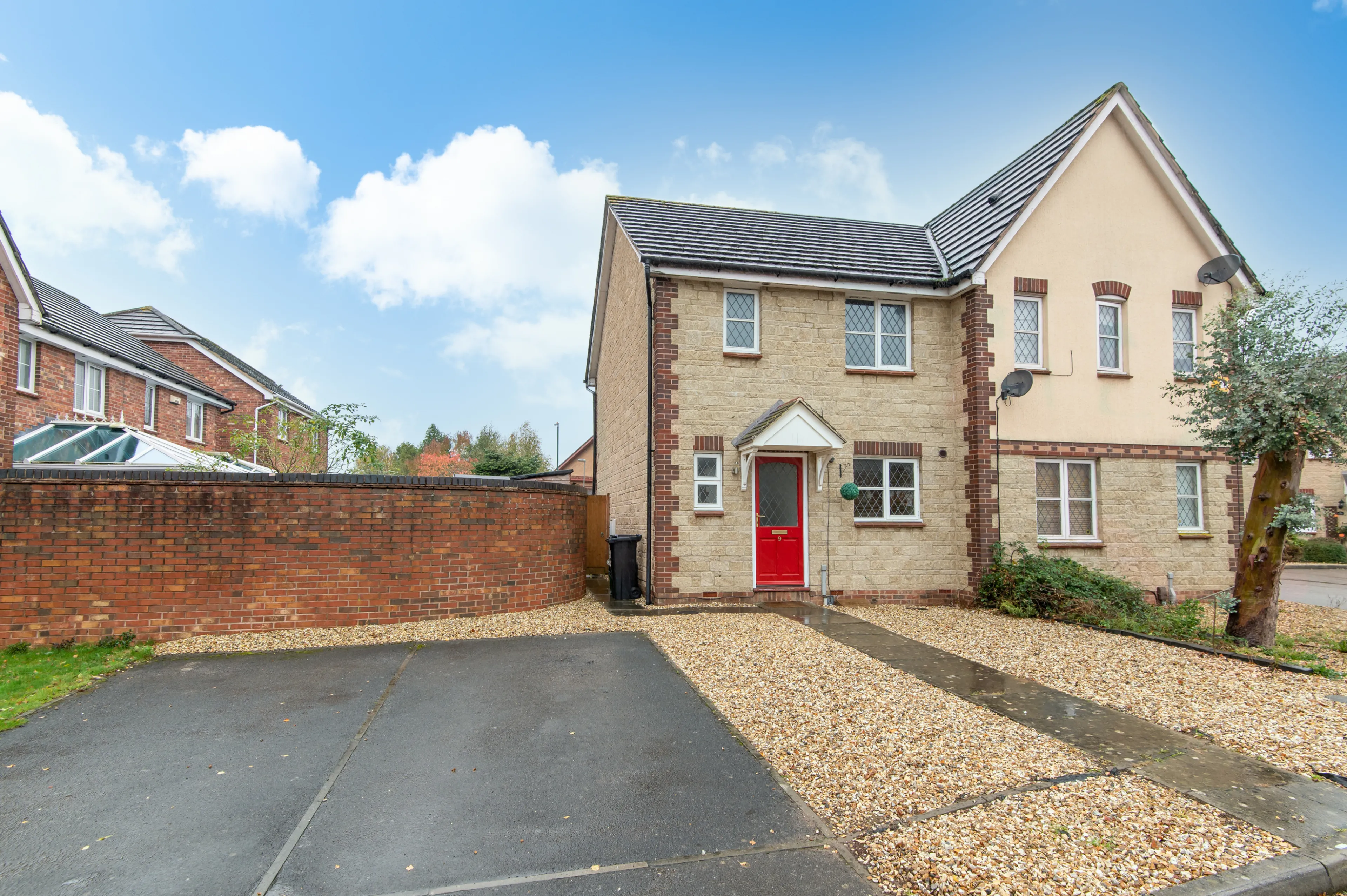 Property photo 0