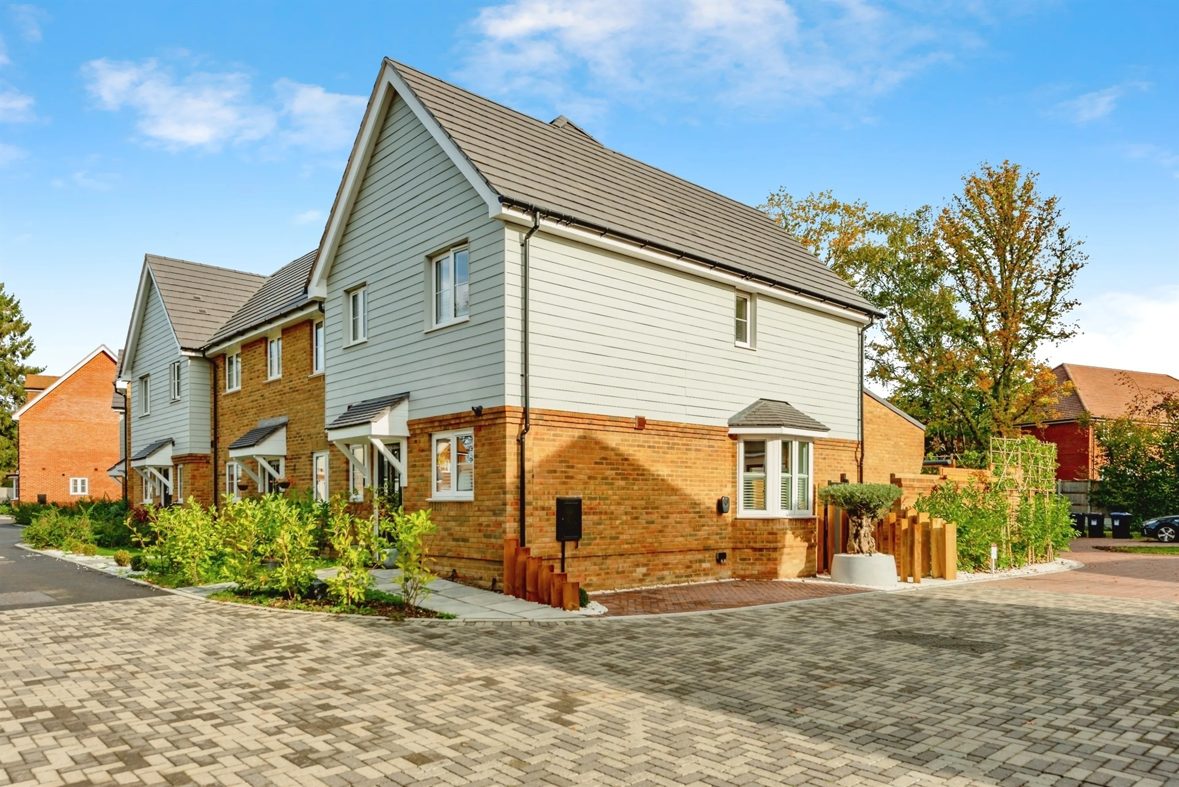 Property photo 0