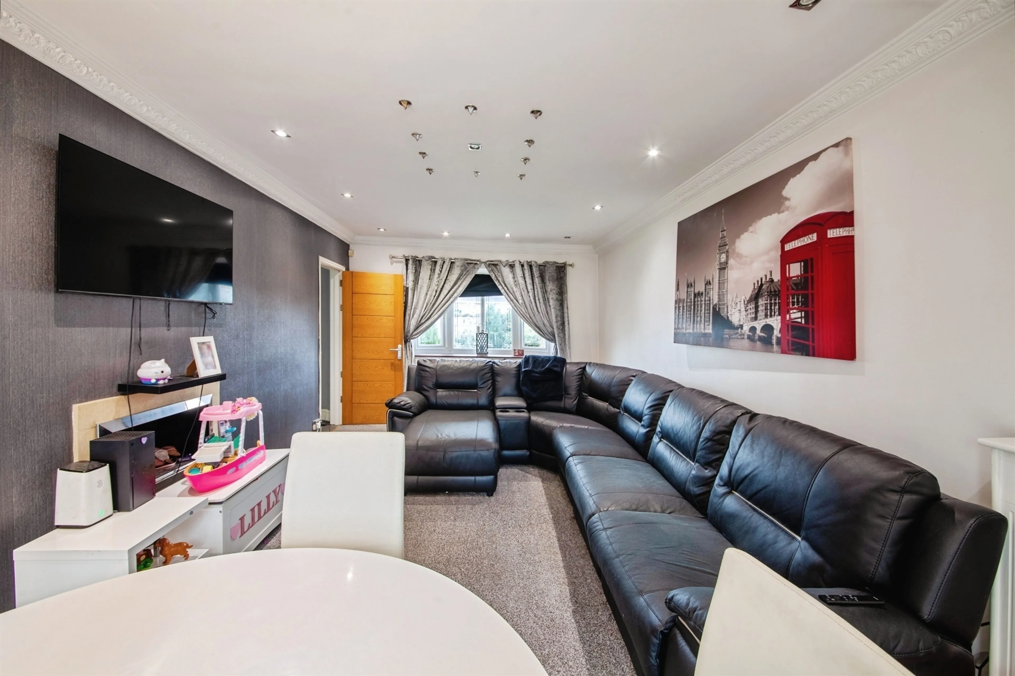 Property at Lindhurst Road, Athersley North, Barnsley