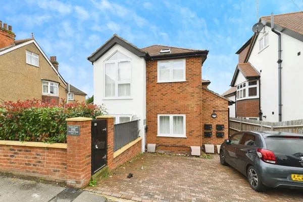 Fairdene Road, Coulsdon, CR5