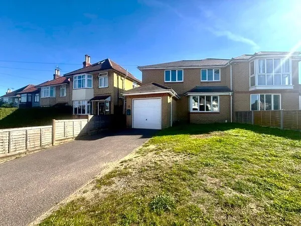Wroxham Road, Branksome