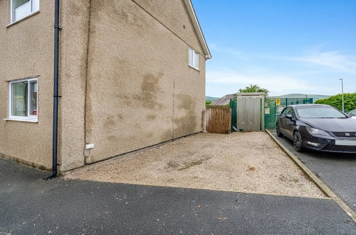 Maes Hyfryd, Llanaelhaearn, Caernarfon, Gwynedd, LL54