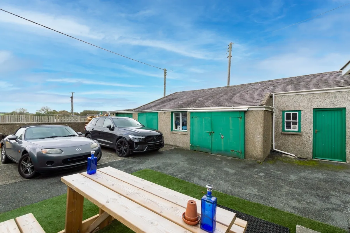 Bodffordd, Llangefni, Isle of Anglesey, LL77