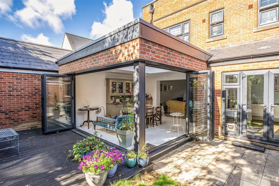 Property Image 11