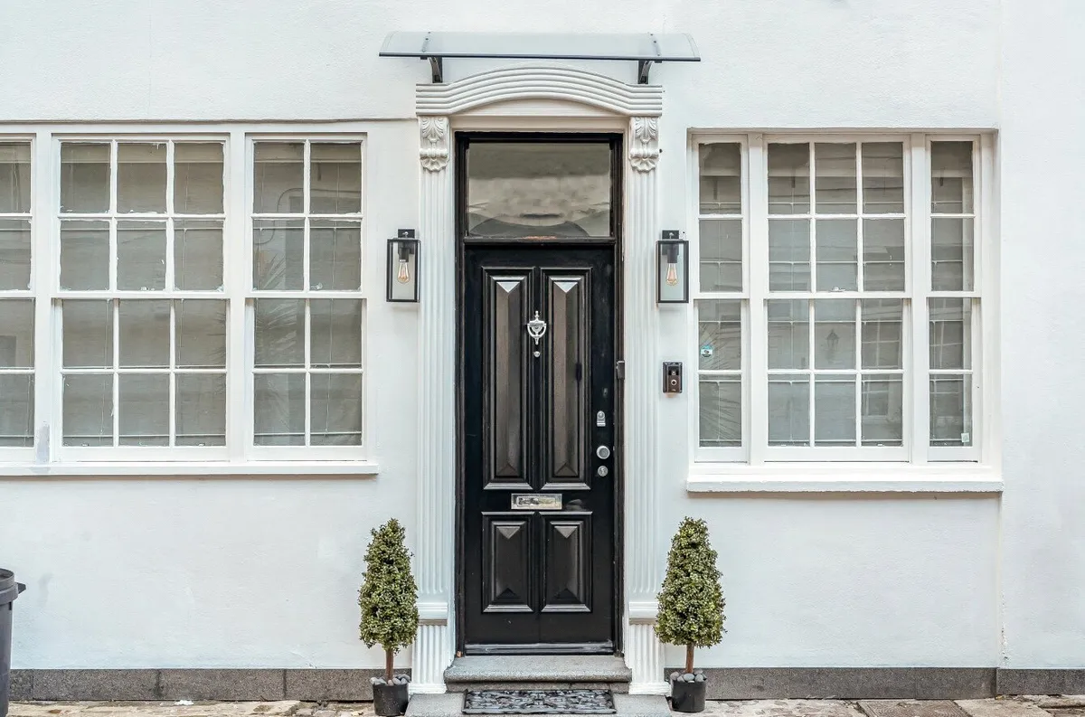 Elvaston Mews, London, SW7