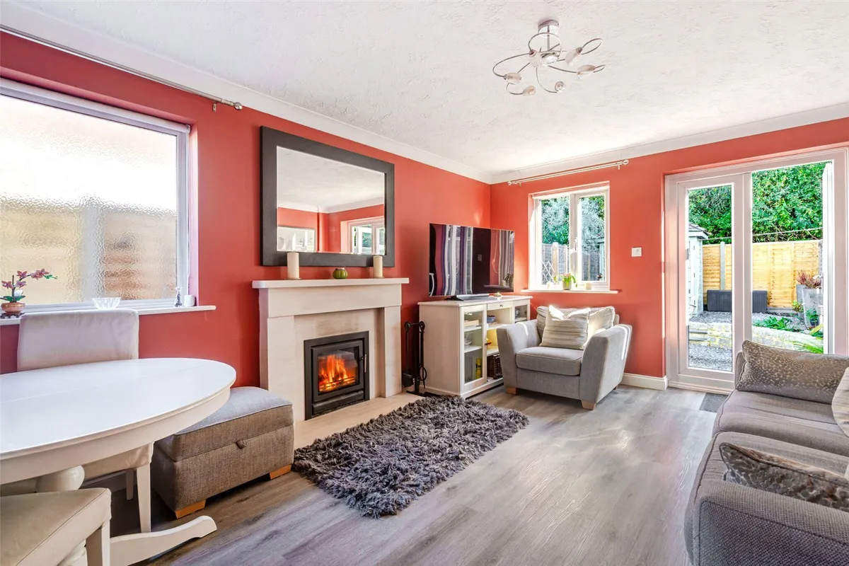 Pound Meadow, Sherfield-on-Loddon, RG27