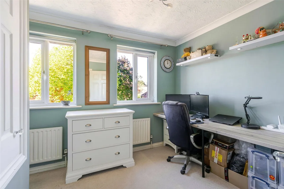 Pound Meadow, Sherfield-on-Loddon, RG27