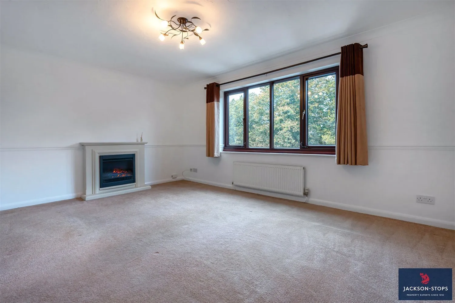 Armstrong Close, Newmarket, CB8 photo 12