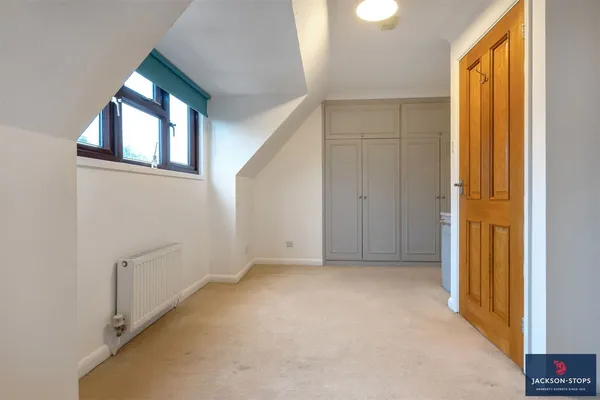 Armstrong Close, Newmarket, CB8 photo 21