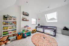 Barons Drive, Cranleigh, GU6 photo 17