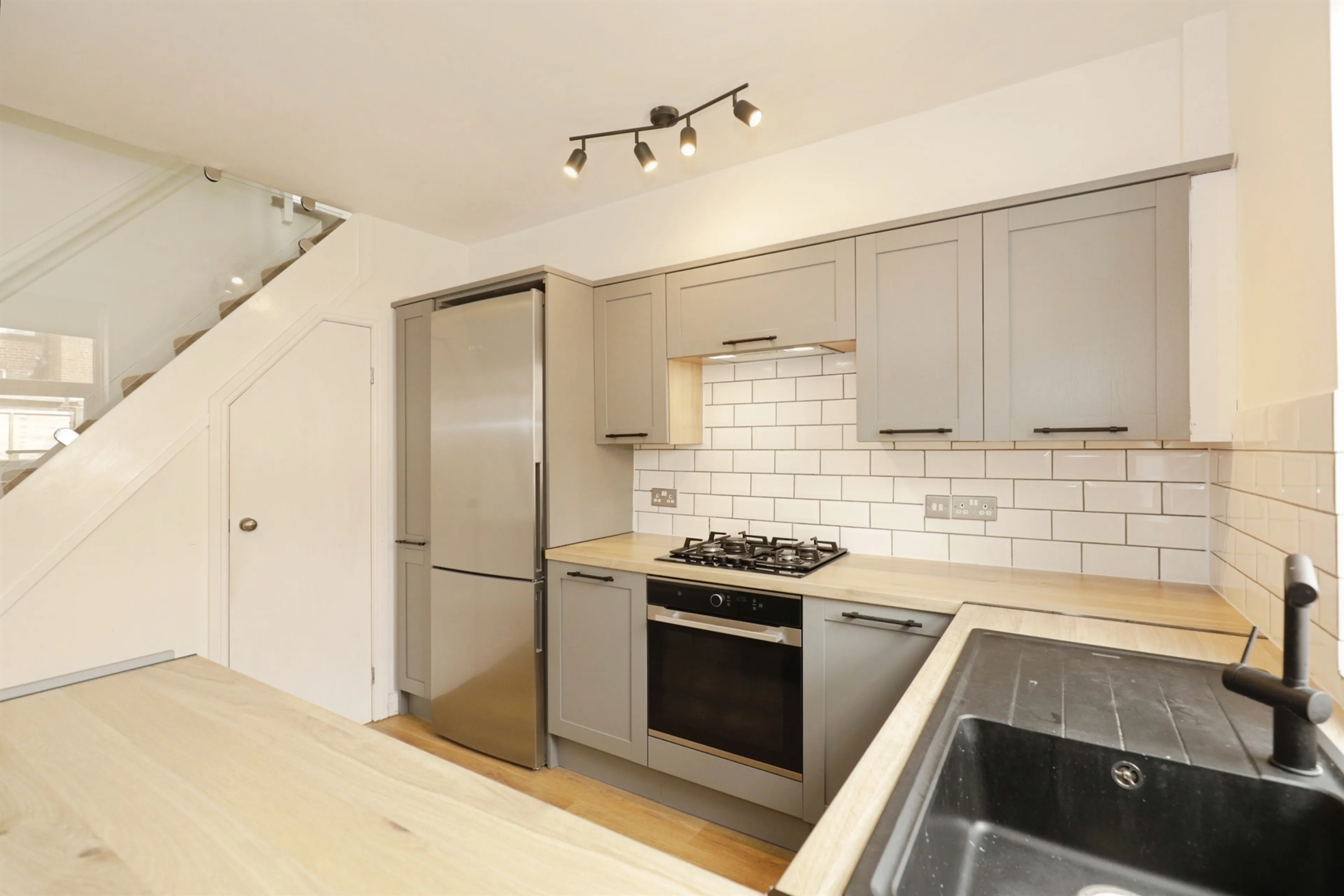 Property at Nydd Vale Terrace, HG1 5HA