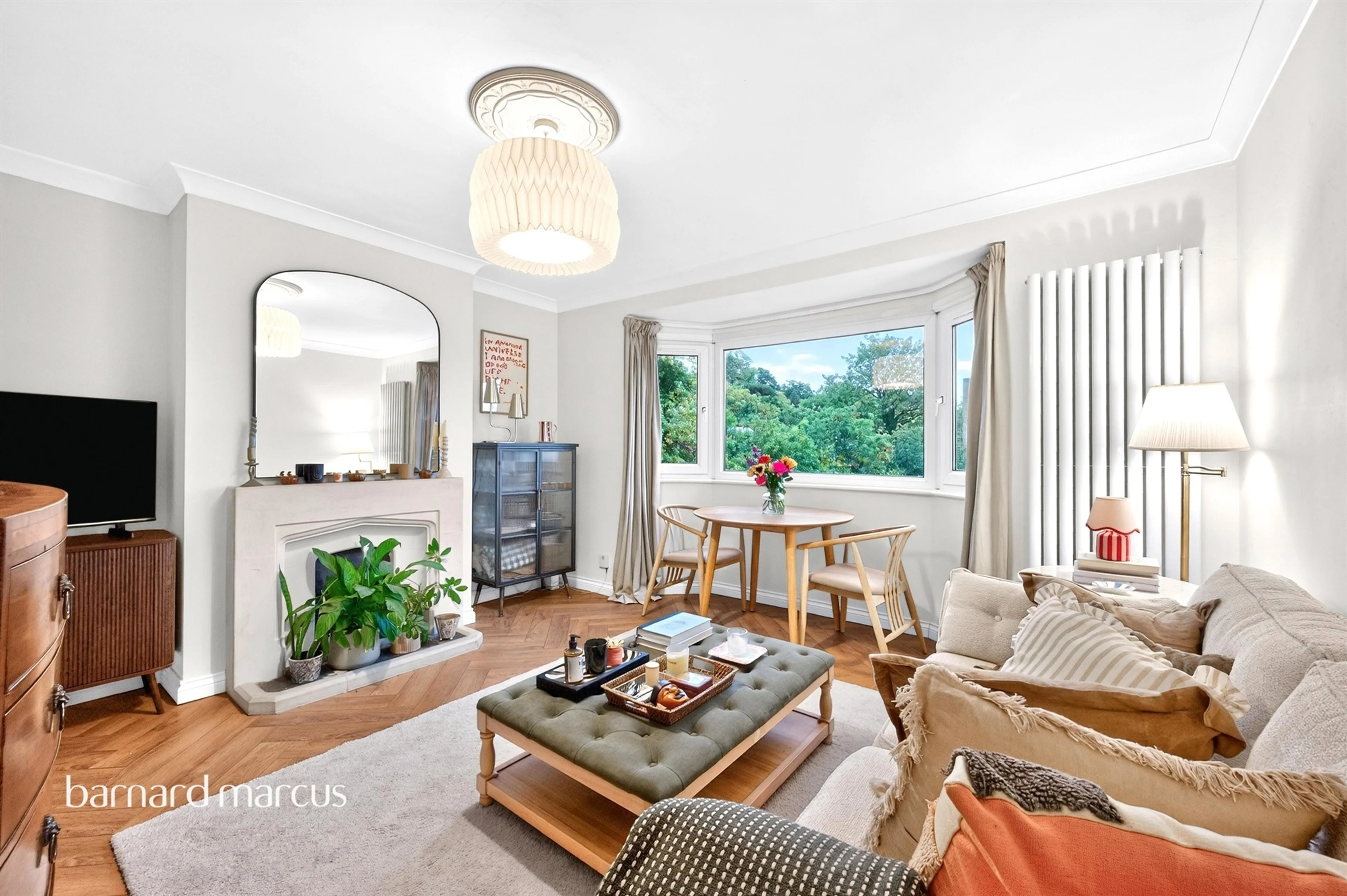 Property at South Bank, Surbiton