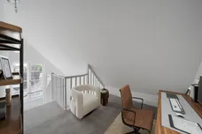 1 Acre Passage Windsor SL4 photo 3