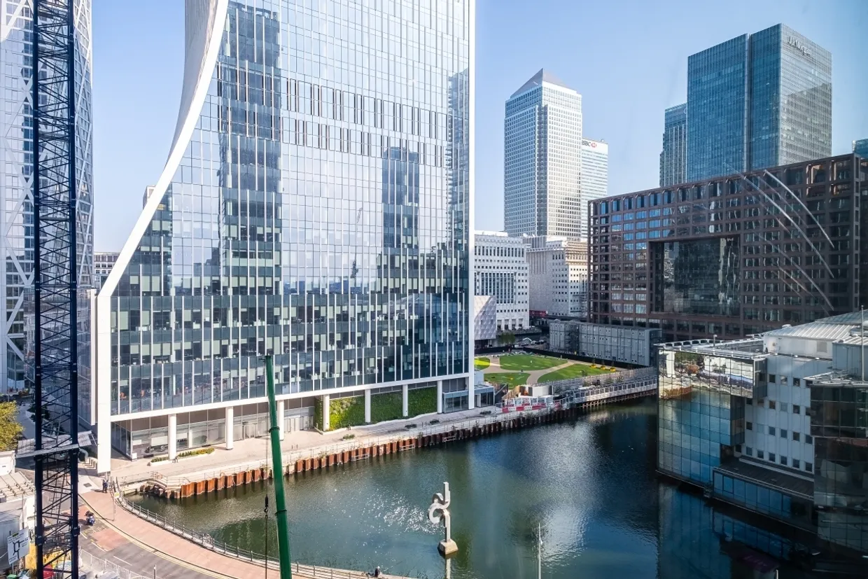 Landmark West Tower, E14 photo 4