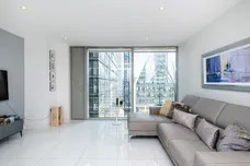 Landmark West Tower, E14 photo 11