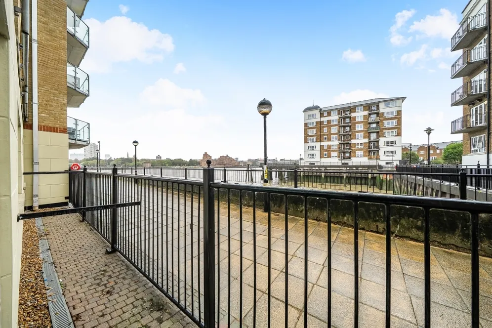 Pacific Wharf, Rotherhithe, SE16 photo 13