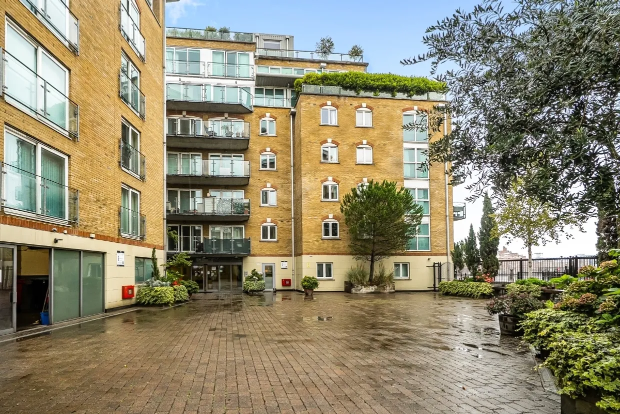 Pacific Wharf, Rotherhithe, SE16 photo 16