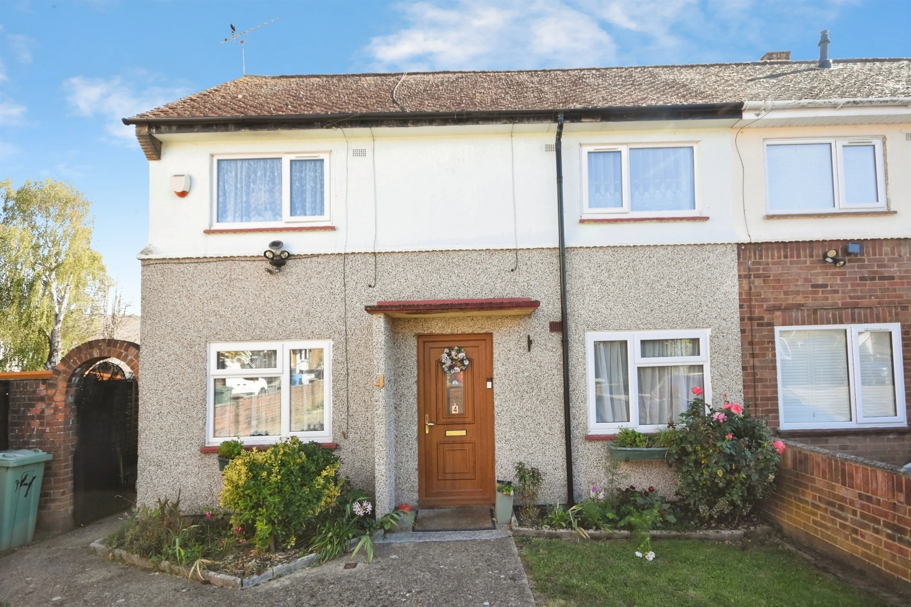 Property at Stuart Close, Pilgrims Hatch, BRENTWOOD