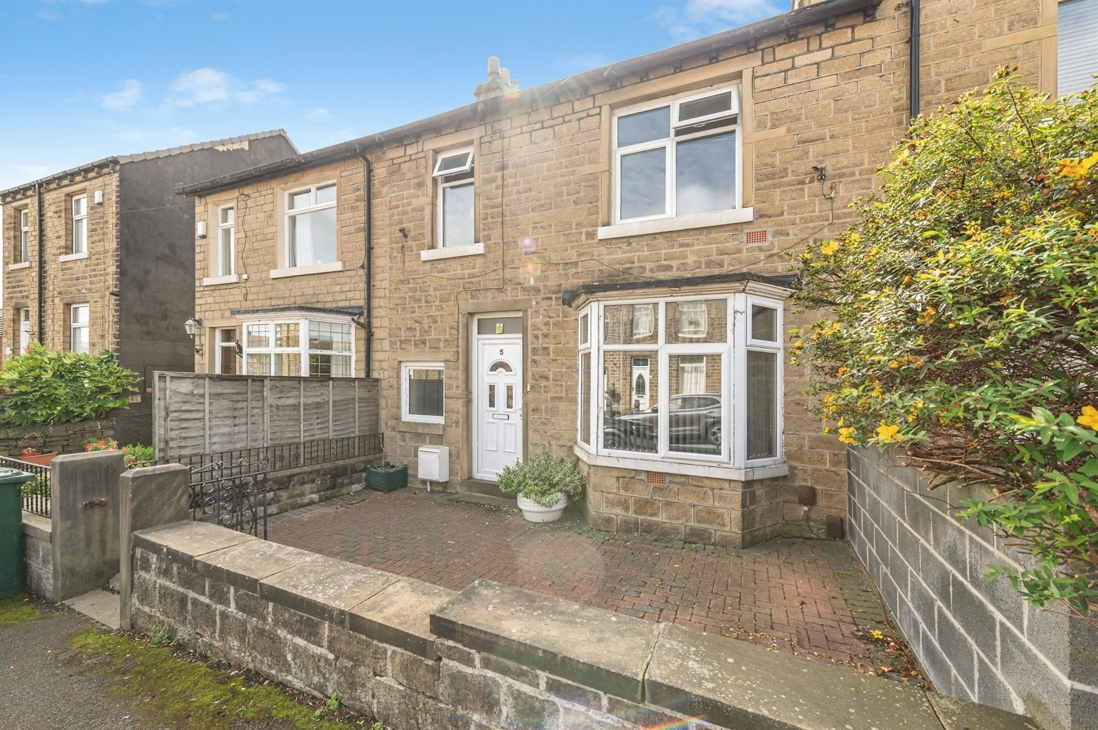 Property at Tom Lane, Crosland Moor, Huddersfield