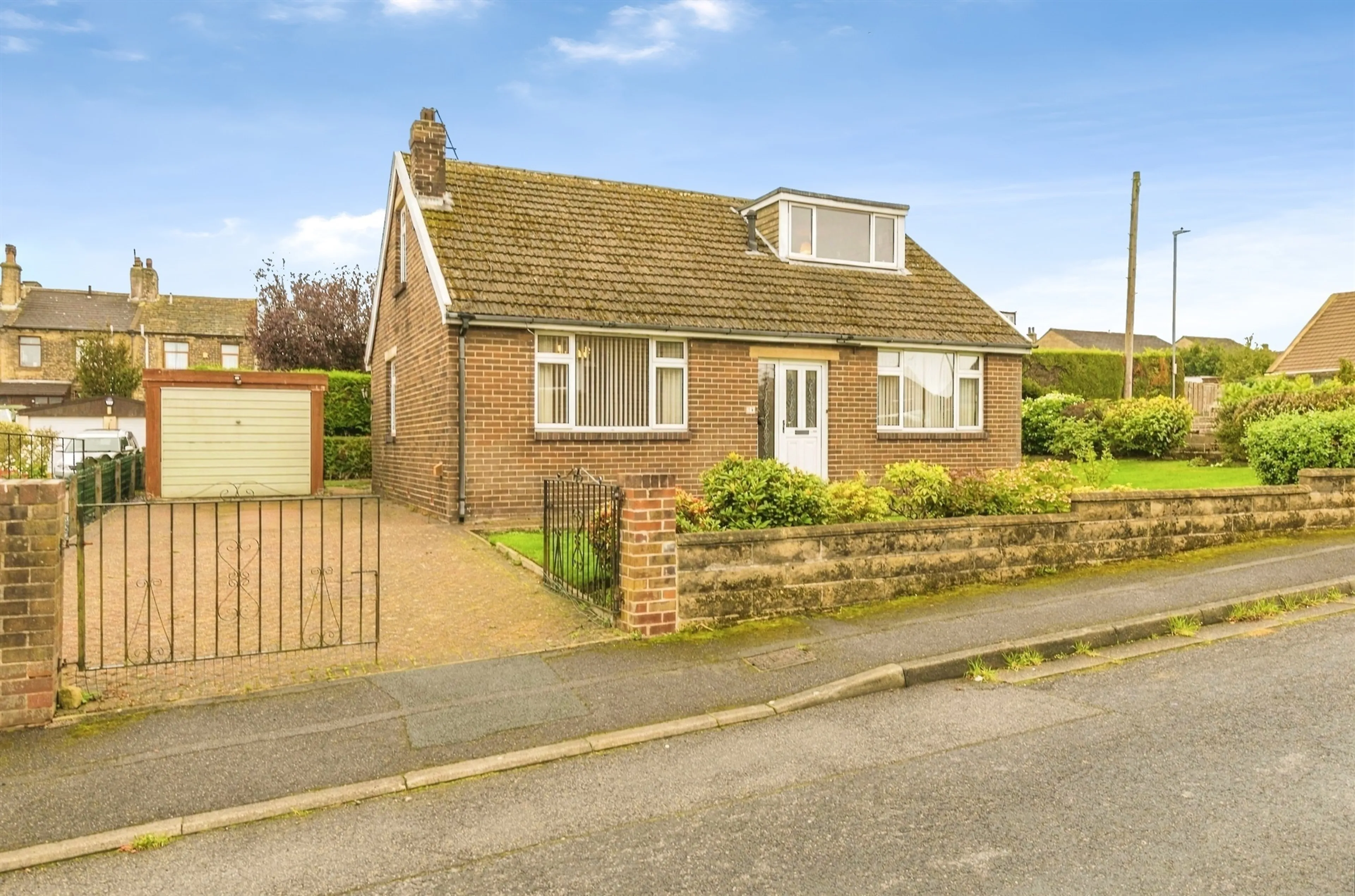Property at Boothroyd Drive, Crosland Moor, Huddersfield