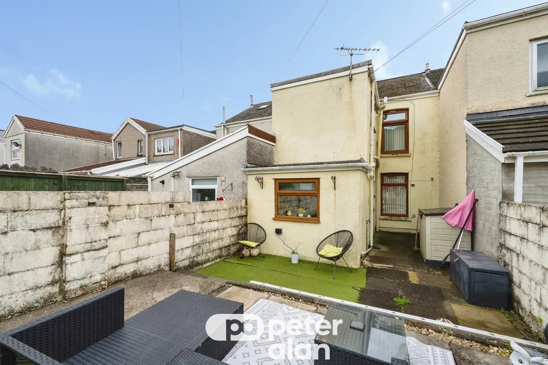 Property photo 8