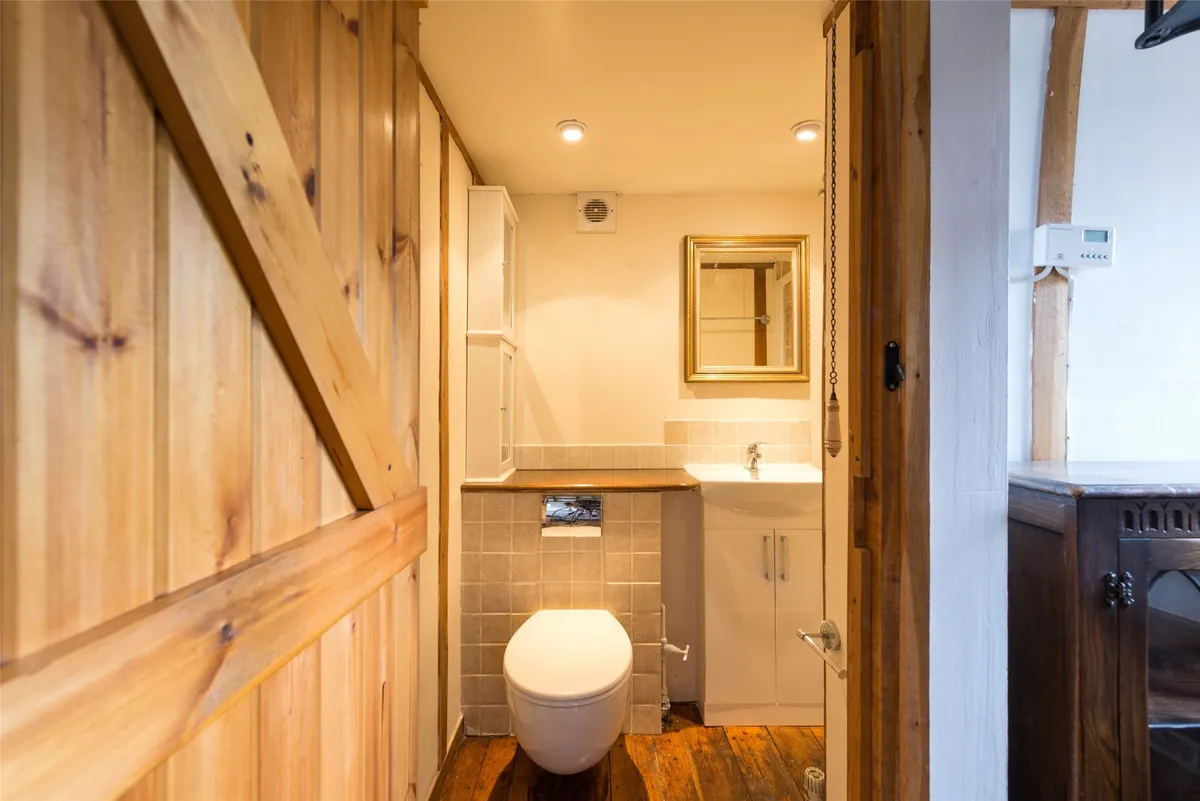 South Lodge Court, Ironsbottom, Reigate, Surrey, RH2