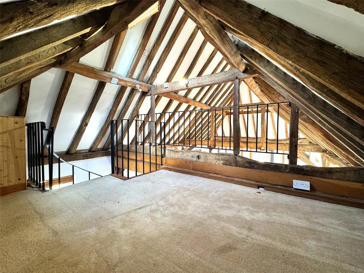 South Lodge Court, Ironsbottom, Reigate, Surrey, RH2