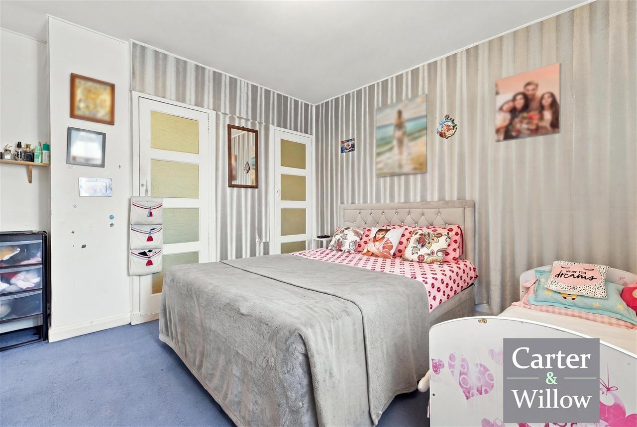 Stratford Close, Dagenham, Essex Image 13