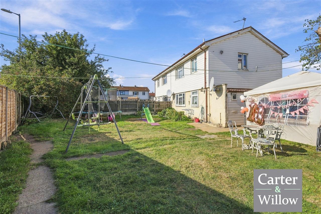Stratford Close, Dagenham, Essex Image 20