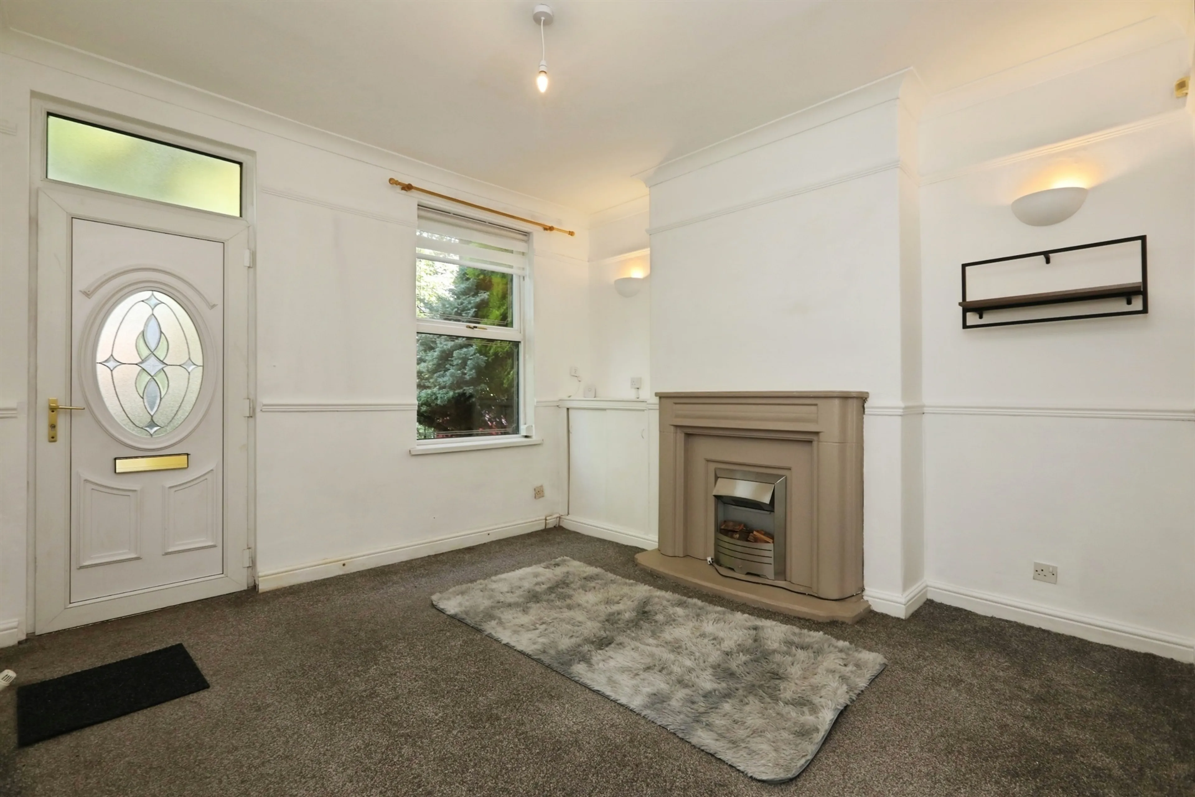 Property at Newcastle Avenue, Worksop