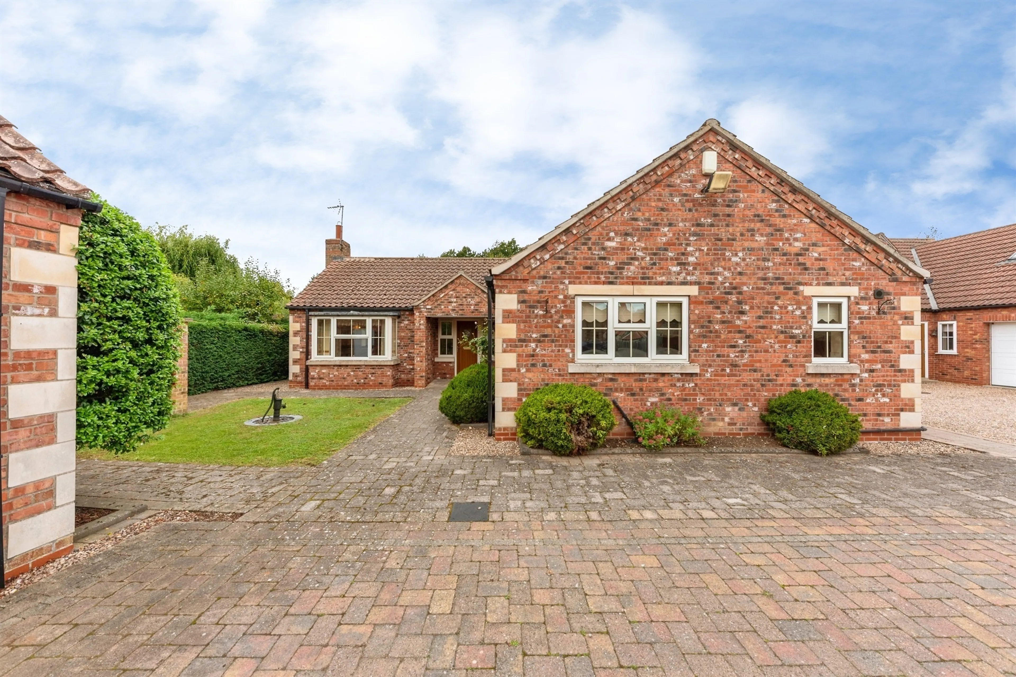 Property at Woodside Way, Ancaster, Grantham