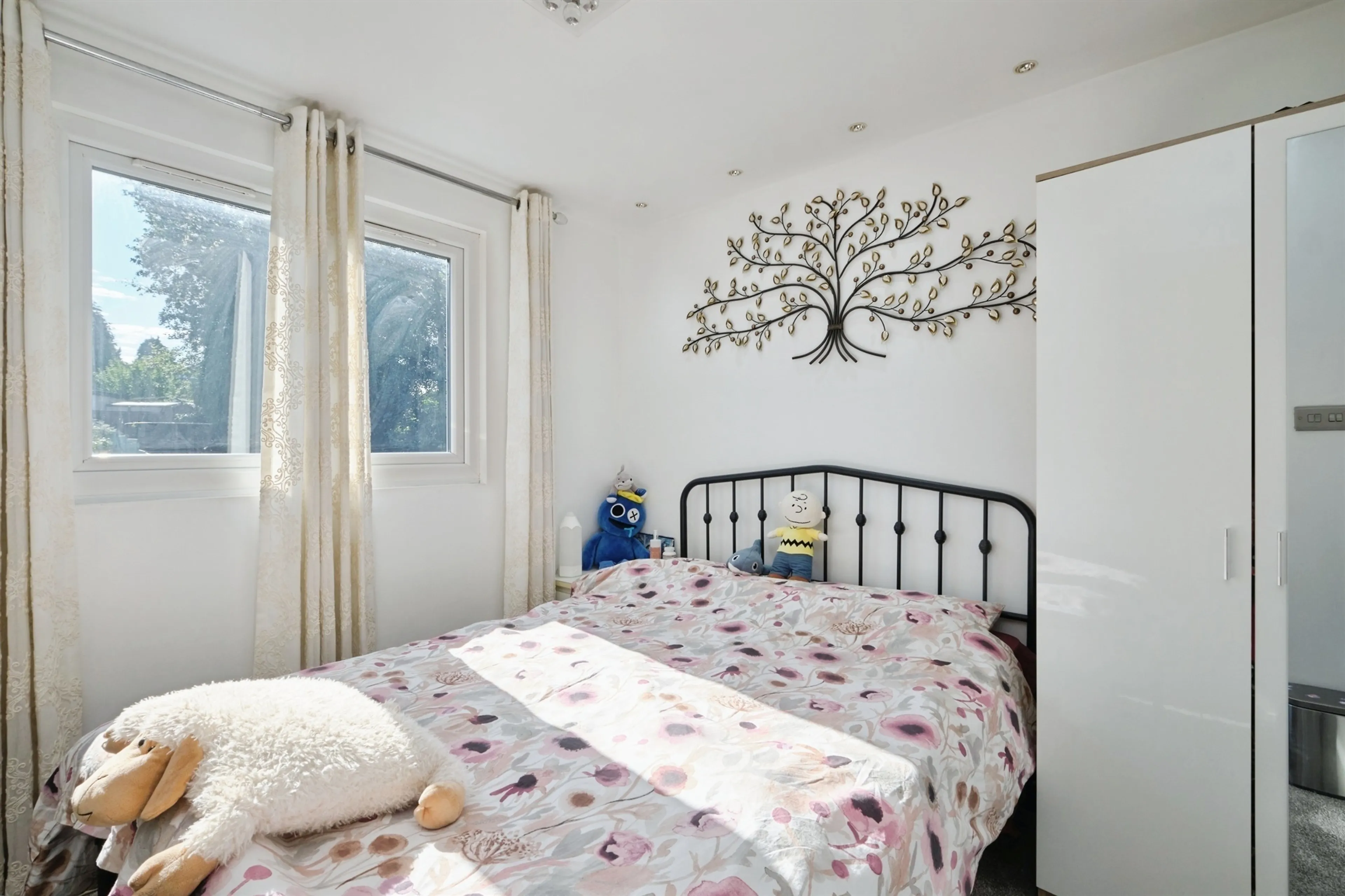 Property photo 73