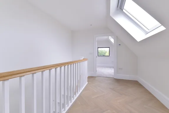 Medland Close Cranleigh GU6