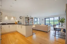 Cape Cross House Newbury RG14 photo 7