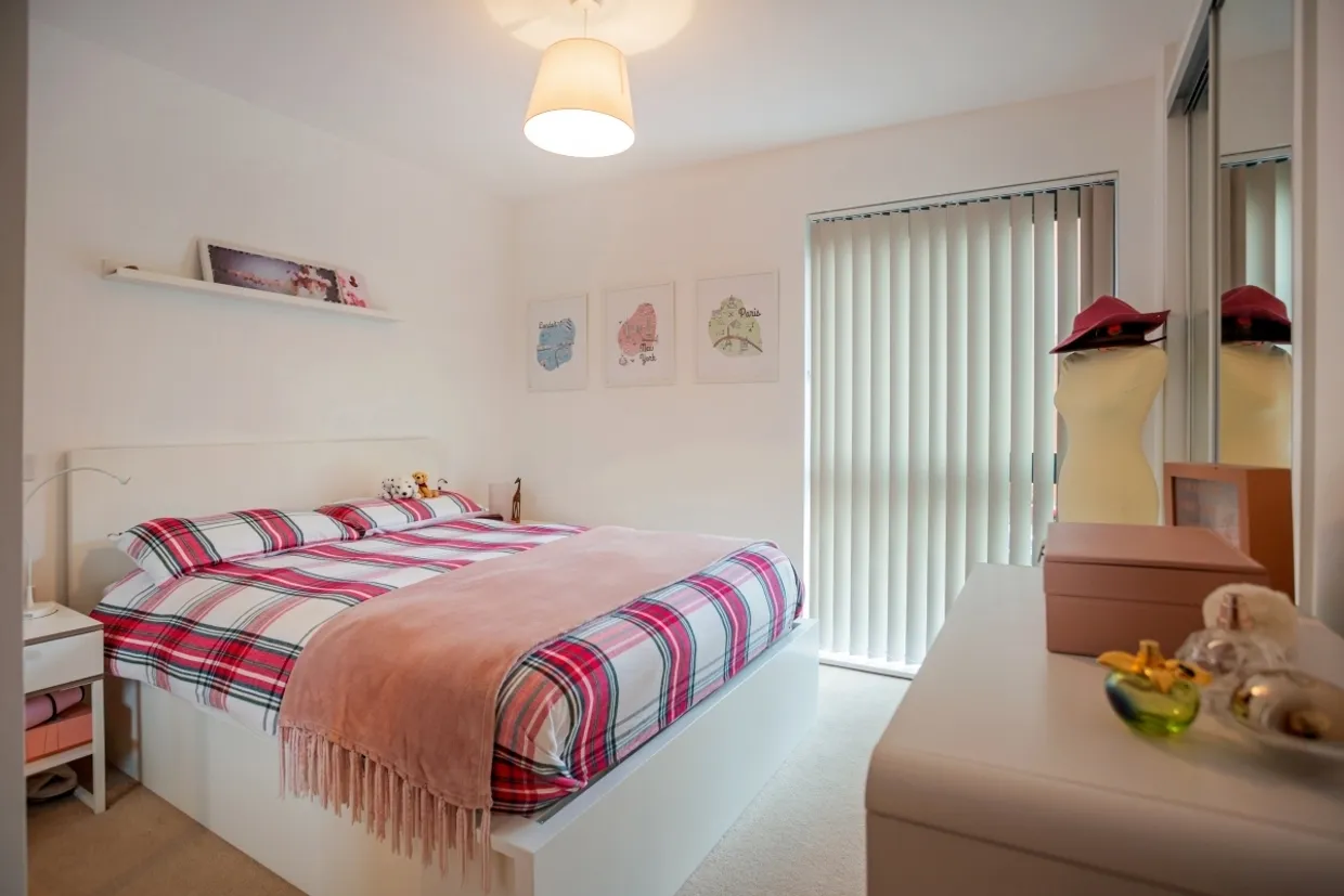 Cape Cross House Newbury RG14 photo 11