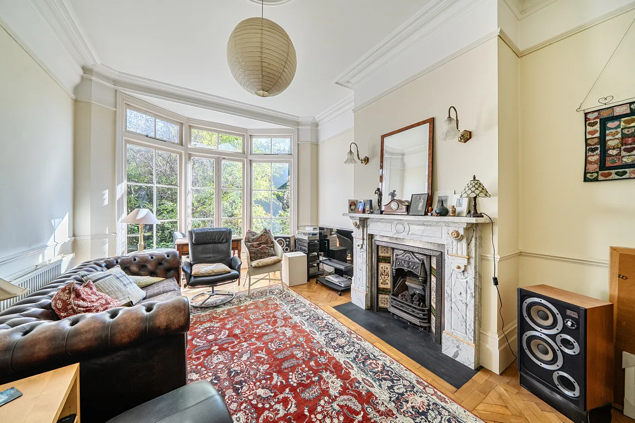 Collingwood Avenue, London, N10 photo 4