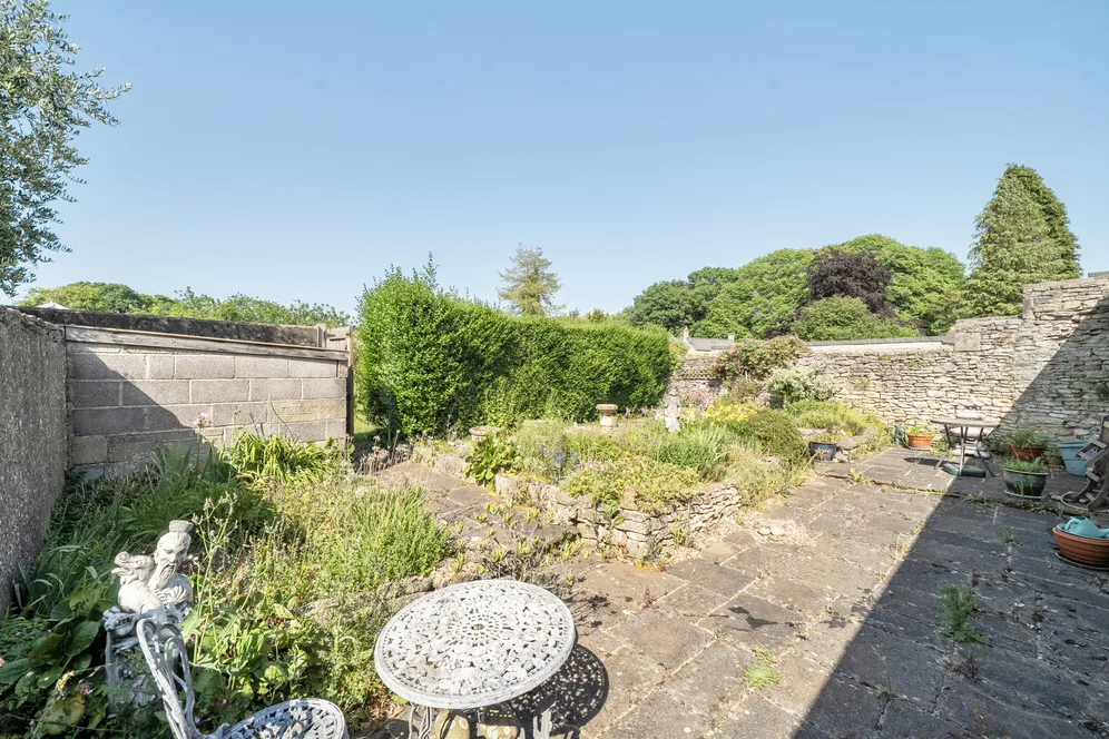 Brownshill, Stroud, GL6 photo 14