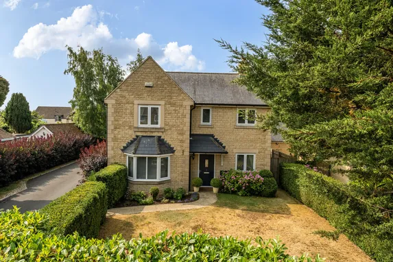 Two Ways Close, Stroud, GL6