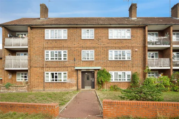 Alexandra Road, London, N10